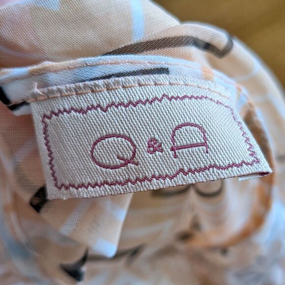 Vintage Y2K Q&A Cropped Top Semi-Sheer Shirred Zig Zag Boho Size Large - Picture 8 of 8